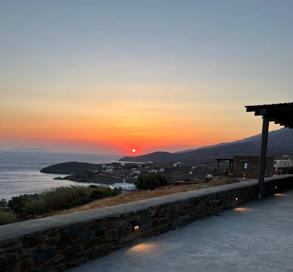 فيلا Aerino Seaside Agios Romanos المظهر الخارجي الصورة